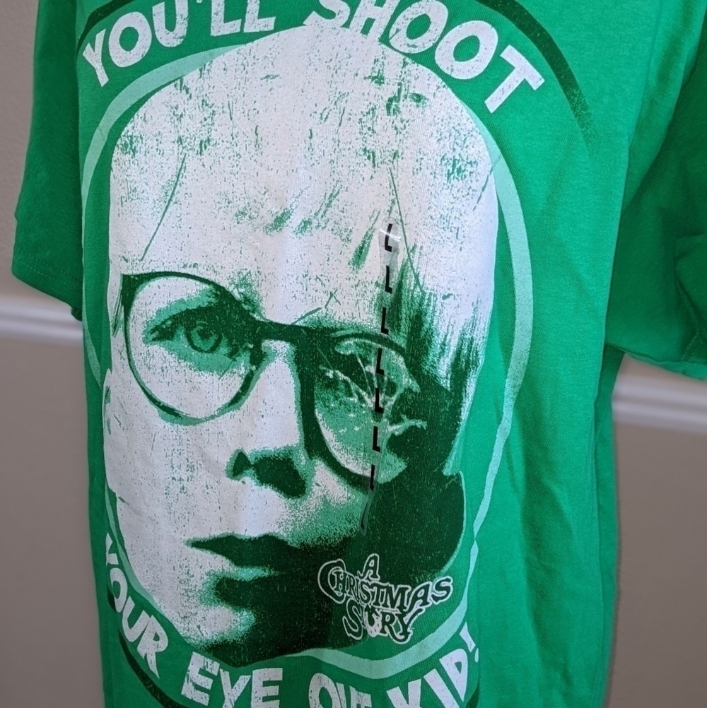 "You'll Shoot Your Eye Out" Green A Christmas Story T-Shirt - Picture 4 of 4